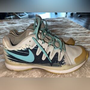 Nike Vapor 9.5 Tour Men's Tennis Shoes White Blue Yellow Size 7.5 Clay Court